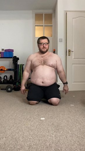 Finger pushups. Great exercise to increase finger strength. #calisthenics #fingerpushups #pushups fitnessmotivation | Cali Hoss