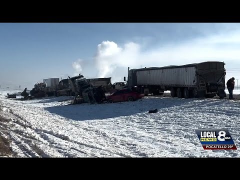 Multiple cars and semis involved in crash on I-86