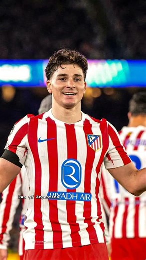 ARGENTINE MAGIC 🇦🇷 Alvarez Scores WORLD CLASS Free Kick vs Barca #JulianAlvarez #AtleticoMadrid #fyp