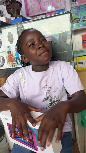 Hajarah the smart Watch Lady (@hajarahthesmartwatchlady)’s videos with original sound - Hajarah the smart Watch Lady