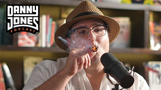 US Intel Analyst Predicts Russia's Nuclear War Strategy