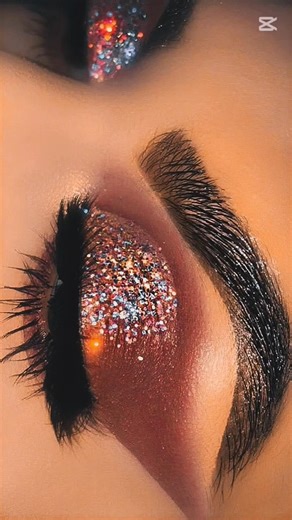 amazing eye makeup 🤩 #makeup #softglamlook #makeuptutorial #viral #eyemakeup #lifeisbutadream