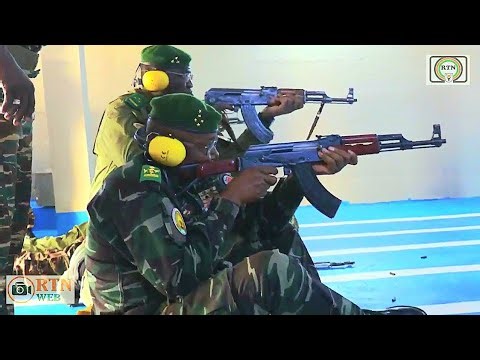 Urgent: 🇳🇪 General Tiani conducted a live-fire exercise with a Kalashnikov rifle
