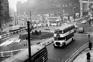 Here are 19 pictures to remind you of travelling on the buses from yesteryear