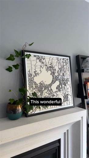 Celebrate Madison in a whole new way. Our wooden maps capture every street and neighborhood with stunning detail — a keepsake for anyone who has called this city home or carries memories of its streets and lakes. Whether you live here now, studied at UW–Madison, or long to stroll State Street again, this map brings Madison back to life. Perfect for your own home or as a heartfelt gift for someone who loves the city as much as you do. Other great cities are also available on our site at streetcar