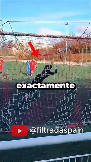 That's crazy! #futbol #football #soccer #futeball credits to: nolan.goalkeeper on IG