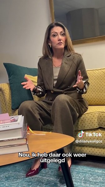 Formatie-update! Vandaag bij de verkenner inhoudelijk toegelicht waarom de combinatie VVD en GLPvdA niet gaat werken. We willen échte oplossingen voor Nederland. En dat kan ook, wat de VVD betreft met een centrumrechts kabinet. Laten we snel aan de slag gaan en het kiezersbelang voorop zetten. Wij zijn er klaar voor 💪🏼