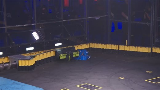 [完整战斗] Whiplash 被全能 Blip 翻了 17 次