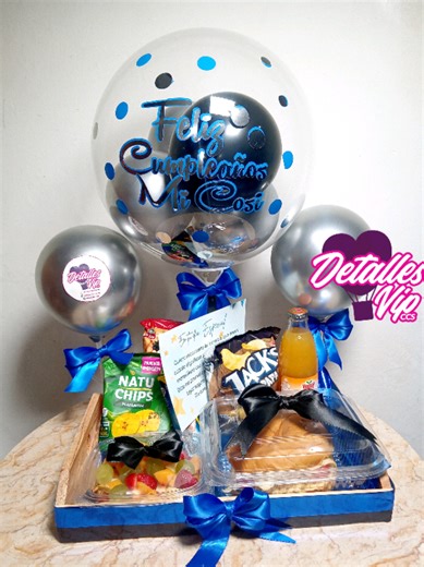 Bandejas de desayunos, decorados para cualquier ocasión 😌💞 Escríbenos y cotiza con nosotros al 04242104049. Envíos a toda Caracas. #bandejasdedesayuno #desayunossorpresas #desayunosdecumpleaños #desayunosencaracas #arreglosencaracas