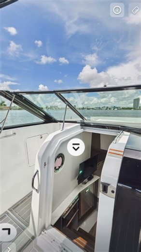 See the 3D review of the Cruisers Yachts 38 GLS on YachtWay.com