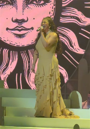 Regine Velasquez's Stunning Performance at RESET Concert