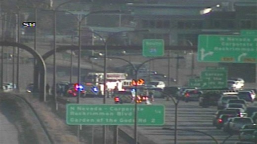 Lane closures, heavy traffic plague I-25 southbound after crash