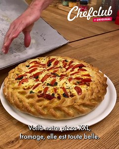 1.5M views · 13K reactions | Devenez des pizzaiolos en deux temps trois mouvements ! Un cocktail d’ingrédients ensoleillé sur une pâte moelleuse… le paradis italien  | Chefclub | Facebook