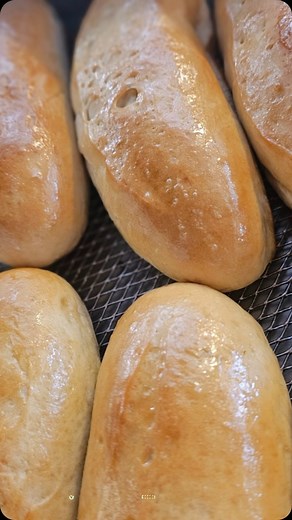 Fresh baked Kaisers & Hoagies at Roma’s 😋 Roma’s Italian Restaurant 📞 (352) 368-7662 📍 2775 NW 49th Ave. Ocala, FL 34482 #ocalaeats #ocalafl #ocala #ocalaflorida #ocalalife #food #florida #ocalamarion #ocalarocks #ocalarealestate #cheflife #ocalastyle #ocalaphotographer #pizza #centralflorida #ocalabusiness #floridarestaurant #floridaeats #ocalalocalfoodguide #horsecapitaloftheworld #localbusiness | Roma's Italian Restaurant