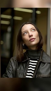 Want the perfect moody autumn portraits? Use these settings! 🤳🍁 Tap the link in our story for 86% OFF our iPhone Landscape Mastery course! #autumn #portrait #iphonecamera #iphonephotography #moodyaesthetic | iPhone Photography School