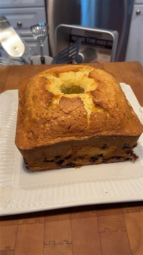 Here are my best tips for baking pound cakes in a 2 piece tube pan! To prevent leaks with cake and pound cake batter, trace the insert on parchment paper and cut it out. Then, place the paper between the two pieces. Place a baking sheet on the rack below the cake in the oven to catch any potential drips. Angel food cake batter will not leak. Use pan coat (equal parts flour, oil, and shortening) to ensure the cake slips from its pan with ease. I’ve also shown two ways to remove the cake from the