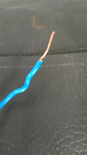 Ingenious idea👍 How can you securely joint two electrical wires without knotting？ | Tube Creative