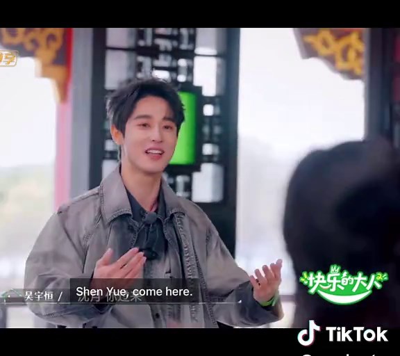 Embarrassing Confessions Between Best Friends 😂