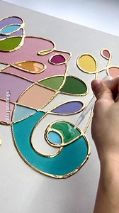 398K views · 3.9K reactions | The beauty of simple squeeze and soft coloours :-) If you’d like to learn all about this, I teach everyhting in my detailed step by step tutorial, (you can find bellow in my comment) #love #relief #gold #painting #simple #paint #create #artist #miipaintings | Mii.paintings | Facebook