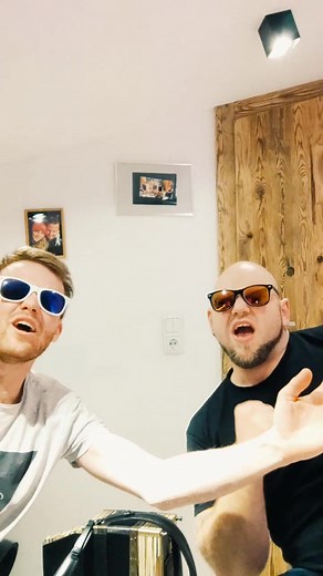 a Jodler zu zweit...🧐😎 #justforfun #austria #dominikofner #jodeln #fypシ #fyp #forfun #viral #tux #ursprungbuam #volksmusik @lechnerrecords