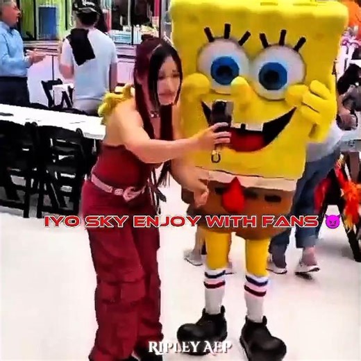 Iyo Sky Enjoy With Fans Back Stage Lovely Moment 😇 | WWE Edit | #wwe #edit #viralreels #shorts #iyo