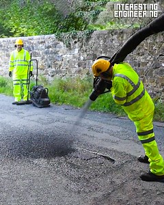 Watch how potholes are repaired in just a few minutes 😮 🎥 Velocity UK LTD | Crafty Engineer