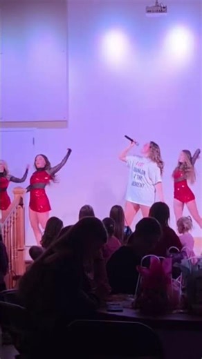 trouble performed by Je #taylorswift #dance nna Buck at benefit concert