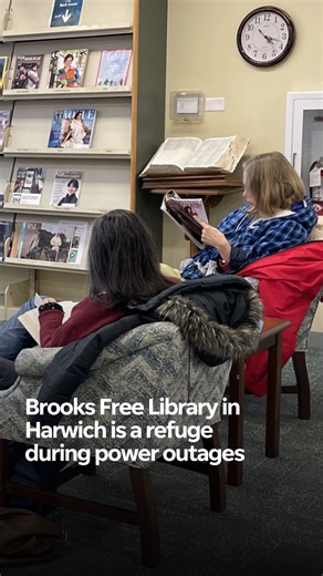 Brooks Free Library in Harwich is a refuge for Cape Codders during power outages. The library has a generator, reliable internet, heat and entertainment for locals to take advantage of in bad weather. Read more: bit.ly/3OGcn6x 📹: Susan Vaughn / Cape Cod Times | Cape Cod Times