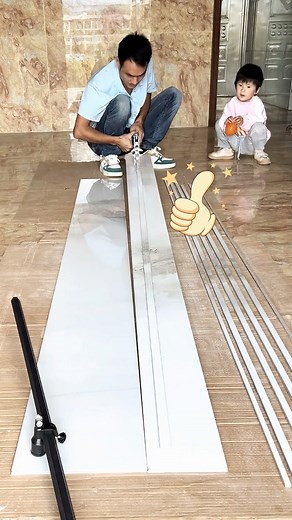 It is so easy to cut 1cm-wide strips of 2700mm slabs. # sintered stone #development #marbletiles #RockSlate | sn-slab Sintered stone factory. | Facebook