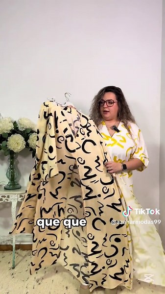 🌞✨ ¡EL VERANO YA ESTÁ AQUÍ! ✨🌞 Y viene cargado de novedades para TODAS las tallas 💃 🔥 ¿Lista para renovar tu look veraniego? 🔥 Ya salió nuestro nuevo VIDEO DE NOVEDADES VERANO 2025 🌴👗 Colores vibrantes, siluetas frescas y moda que CELEBRA tu cuerpo, sea cual sea tu talla 💖 🎥 Dale play y descubre lo que hemos preparado para ti 📲 Contacta con nosotros, escríbenos al 34 601 6741 05 #EstiloSinTalla #azahargirl #emprendimiento #negocio #bujalance #emprendedorastiktok💪💖 #onlinebusiness #ti