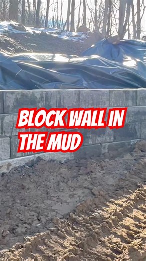 Versa-Lok block wall in wet conditions . #buildingwalls #versaloc #retainingwall #retaining #diy