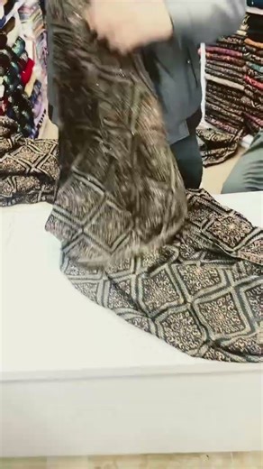 Micro 9000 Modle❤️Bareez velvet Shawls 💯#whtsapp #03138217703