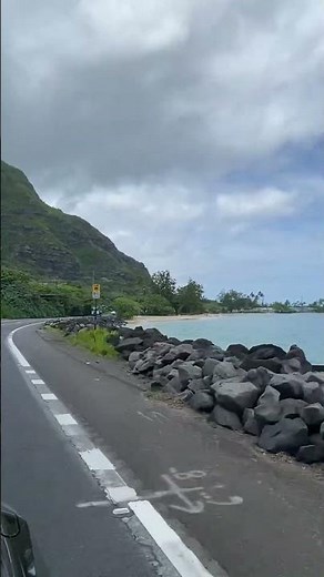 Kaaawa - North Shore Driving (part 1) - Oahu, Hawaii
