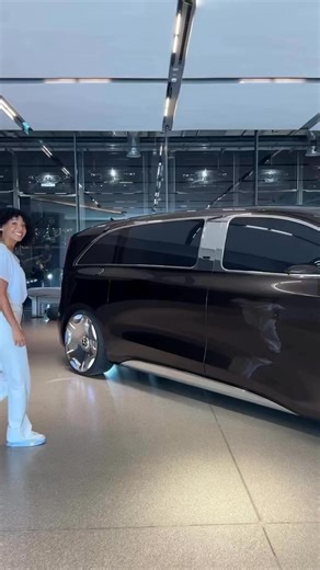 8.3K views · 170 reactions | Mercedes Vision V 懶 @mercedesbenzme @mercedesbenz . Content Director: @dayonlavetale . . . #mercedes #mercedesbenz #luxury #supercar #car | Passion4luxury | Facebook