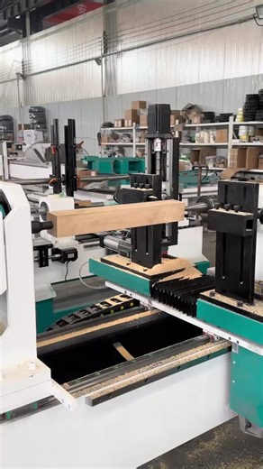 6.5K views · 113 reactions | Auto feeding CNC wood lathe machine With double blades, doube spindles for drilling https://www.stylecnc.com/wood-lathe/ | CNC Router | Facebook