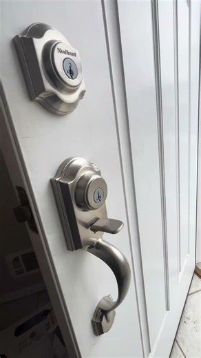 Kwikset lock with handle installation