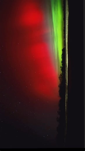 Rotate Phone~ The Northern Lights are rolling strong tonight across the country! Buy Land & Enjoy memories like these! | SmallTown Hunting Properties & Real Estate