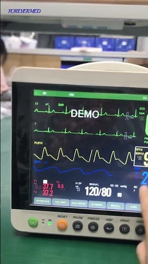 12.1 Inch Patient Monitor Portable Vital Signs Monitor