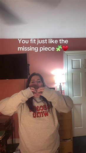 Stream Head First! EP written by the best musician ever Corbyn Besson! #fyp #corbynbesson #RuinMe #musician #streamRuinMe! @Corbyn