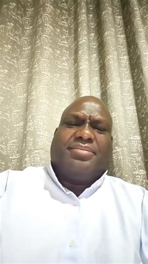 après avoir été en fauteuil roulant pendant une année entière, on a prié pour elle et elle a commencé à marcher. ne manquez pas tous les jours à 19 heures | Bishop Baraka Mugusho Lindon | Facebook