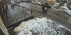 Commits suicide by jumping from the 17th floor, falls on the stroller in which the 5-month-old baby was - the terrible event is filmed in Russia