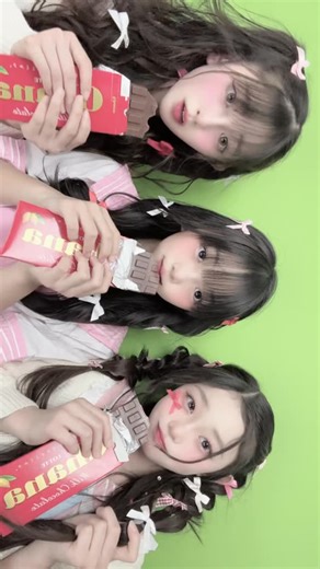 nene♡ | 🧸🎀🍫 *•.𝙷𝚊𝚙𝚙𝚢 𝚅𝚊𝚕𝚎𝚗𝚝𝚒𝚗𝚎‬🤍 ̖́- 念願のバレンタインプリ撮れて ワイワイ女子会💬💖 楽しすぎたよーー🏹 💞 ̖́-‬ @coco_ro.17 @_reina.dance_ 可愛いチョコ🍫もありがとう〜っ💞🪽ᶫᵒᵛᵉ♡... | Instagram