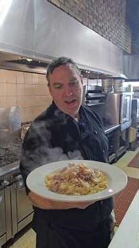 🍐 Pear and Gorgonzola Pasta Recipe