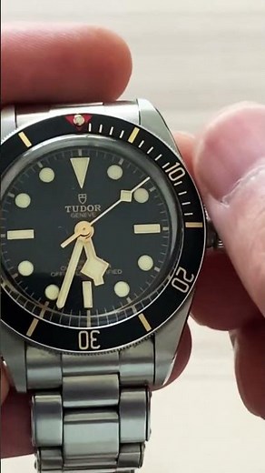 How to Wind Tudor Watch, Manual Winding