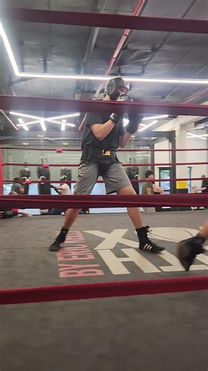 Boxing Sparring at South Box Boxing Gym. Practical experience, sparing is important