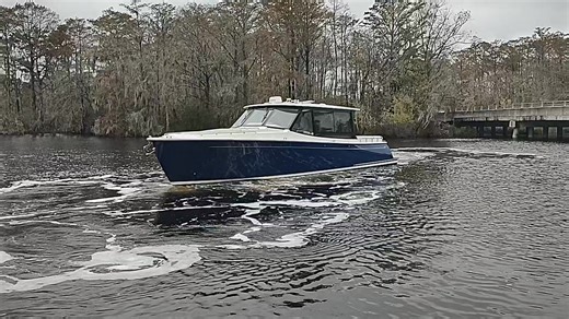 A Volvo powered MJM Yachts. | Reggie Fountain III