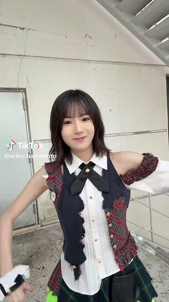 初めて買ったえびちゅうさんのアルバムは「中卒」〜エビ中のイケイケベスト〜です🦐 #仮契約のシンデレラ #私立恵比寿中学 #AKB48 #アイドル#fyp