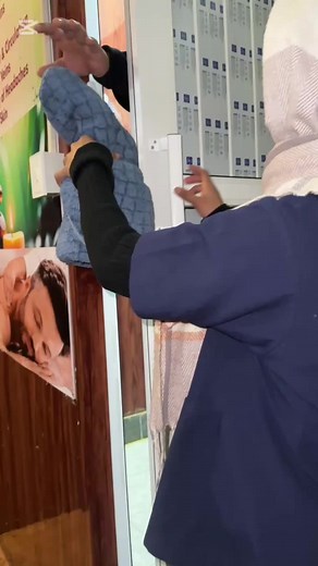 Help customers #foryou #🇳🇵 #🙏🙏🙏 #spa_Himalayna_parlour #Chabahil Ram Bhavan Noble Bank ko 3rd floor#kathamandu #nepal🇳🇵 ( gents & ladies both massage 💆