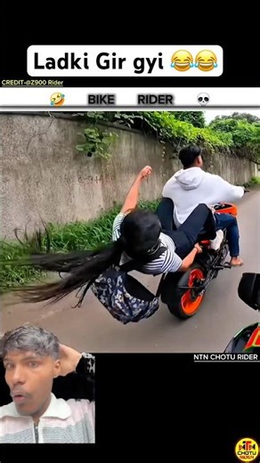 KTM crash 💥 ladki gor gyi 😱😭#motovlog #automobile #reaction #motovlog #shorts #viral