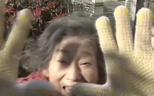 经典日本犯罪悬疑电影《红手指》— 冷血孙子杀人后，欲嫁祸给痴呆奶奶……